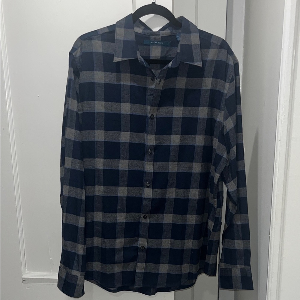 Perry Ellis flannel button shirt
